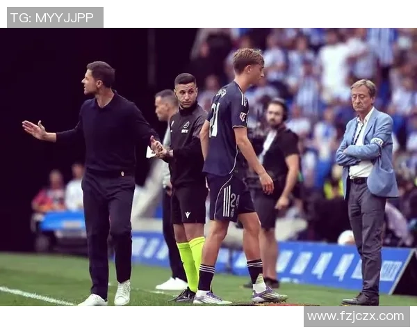 欧冠震撼战役皇马大胜曼联引发争议判罚全场沸腾